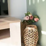 Rose & Dennis Luxury * Νικιάνα
